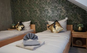 HOTEL HUBERTUSHOF