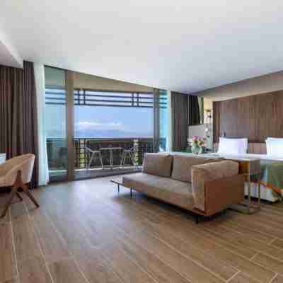 Nirvana Cosmopolitan Hotel - Convention & Sports Center Rooms