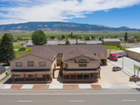 依偎旅館 洛阿酒店