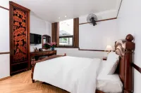 The Eastern Hotel - CatBi Airport - 3-Sterne