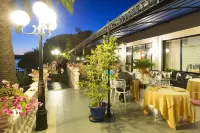 Hotel Lido - Beach and Palace - breakfast