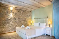 Trapela Areopolis, Boutique Hotel