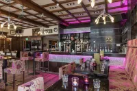 Het Wapen van Elst Hotels in Slijk-Ewijk