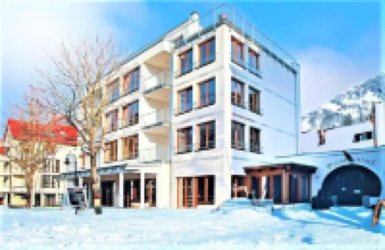 普琳布斯艾赫斯酒店