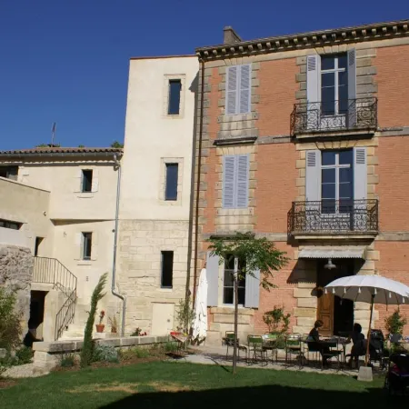 La Maison Rouge d'Uzes B&B