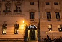 Palazzo Scamozzi Hotels near Romeo Menti Stadium