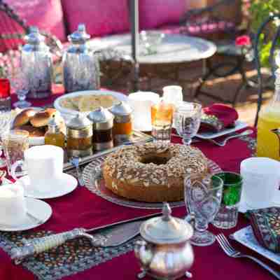 Riad Thamayna Dining/Meeting Rooms