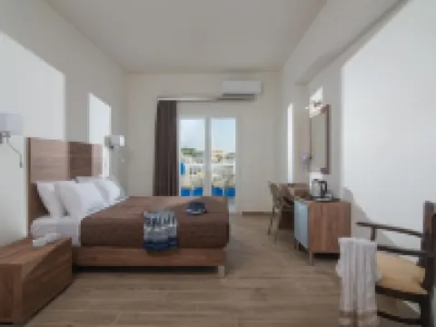 Belvedere Village Hotels in Agia Pelagia