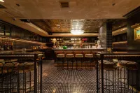 Play Seaport Suite Hotel TLV - С баром
