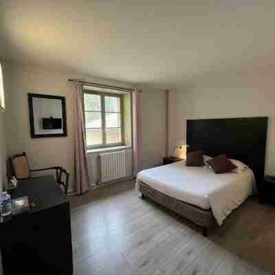 Logis Hôtel Saint-Romain Rooms