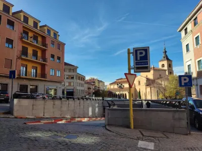 Hospedaje San Francisco Hotels near Segovia-Guiomar Railway Station