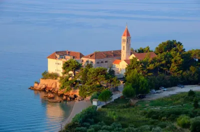 Apartments and Room Napoli Hotels in Brač
