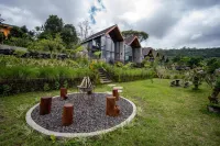 Mountain Peak Kintamani Hotels near Bukit Payang