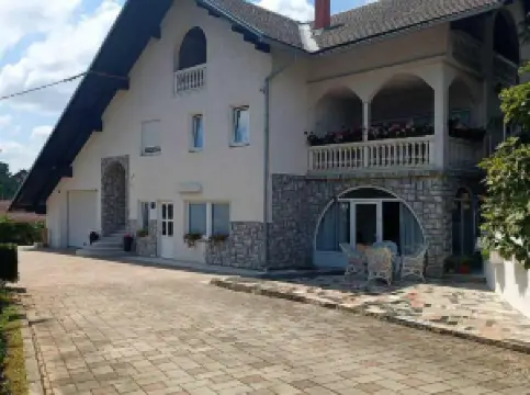 Studio Apartman Brletić