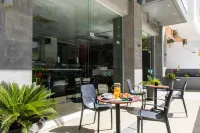 Cosmos Hotel