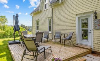 Clinton Pond Bed and Breakfast