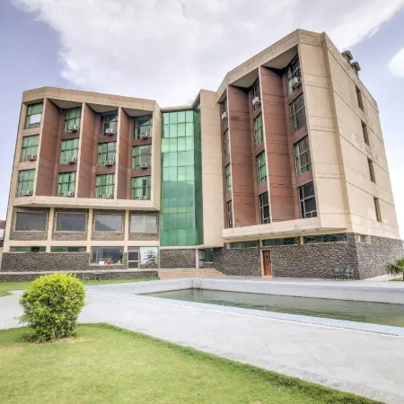 Hotel Devi Grand - Katra