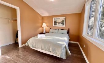 Newly Renovated Home in Central Aurora