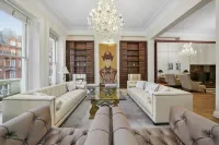 Care Property London Kensington - Princess Gate Mansion -  Ferienhäuser
