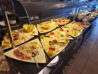 Family Resort Hotel - breakfast