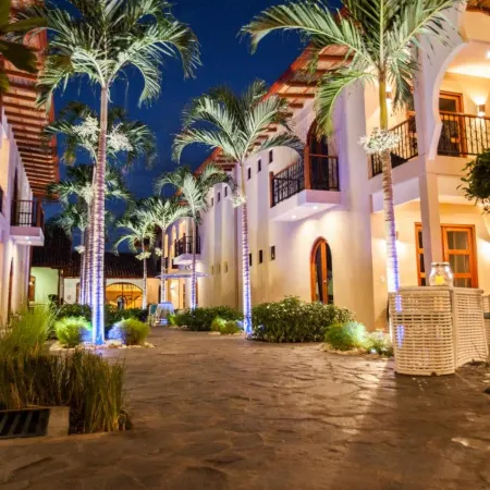 Hotel Plaza Marbella Granada