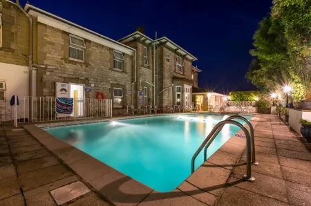 The Q Hotel Отели рядом с достопримечательностью «Шанклин в Ventnor Coastal Walk»