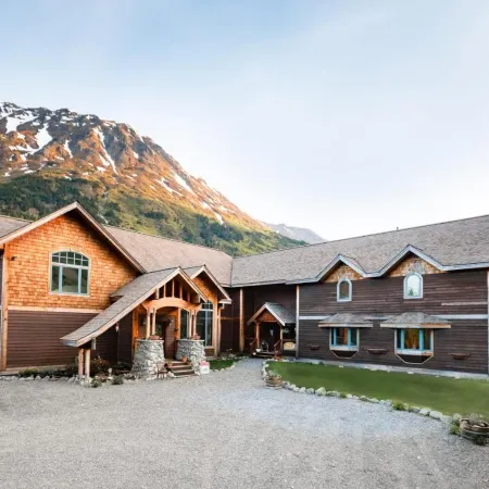 Inn at Tern Lake