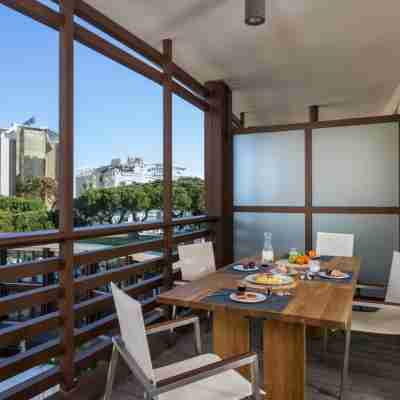 Embassy Aparthotel Dining/Meeting Rooms