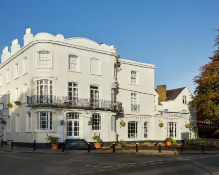 The Royal Adelaide Hotel Hotels in Windsor