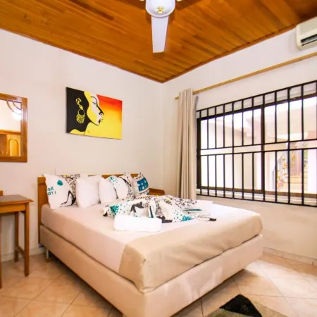 Prestige Guesthouse ,Ksi