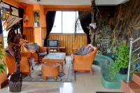 Highcliffe Guest House Hotels in Haputale