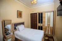 Bella Casa Pyramids Inn