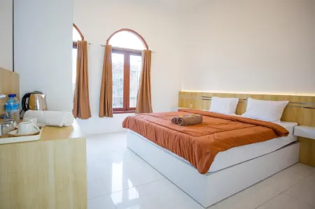 De Luna Guest House Отели в г. Західний Ломбок