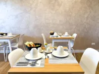 Isola 163 Guest House - breakfast