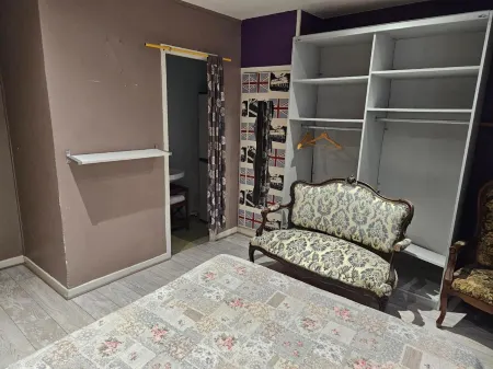 Hôtel des Jacobines Отели в г. Шалон-сюр-Сон