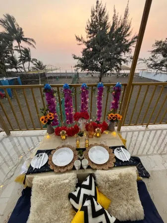 sea royal room and cafe