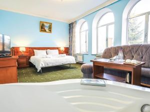 Lalaner Hotel