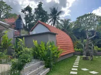 Kubu River View Hotel dekat Warung Kartini