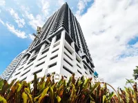 HG Bay Premier Suites - 4-Star