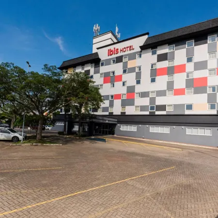 Ibis Criciuma