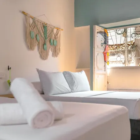 Traveler Hostel