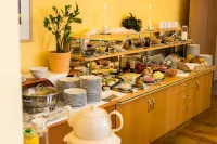 Hotel am Schloß - breakfast