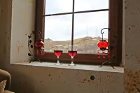Esens Stone House - Bed and Breakfasts