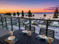 The Pacific Apartments - Mountain view