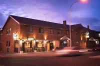 The George Hotel Bathurst Hotels near Generocity Church Bathurst (ACC)