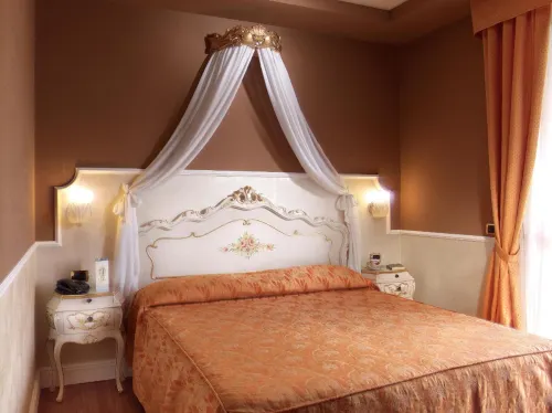 Hotel Confine