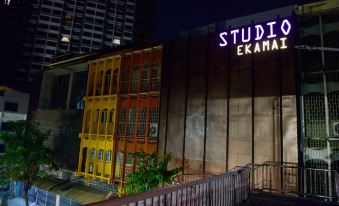 Studio Ekamai