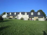 Résidence Néméa Iroise Armorique Hotel dekat Manoir de Bel-Air