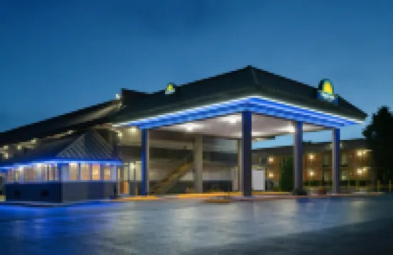 Days Inn by Wyndham Knoxville North Hotels in Knoxville