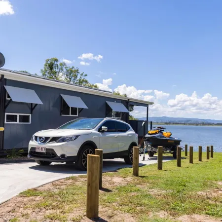 Nrma Lake Somerset Holiday Park